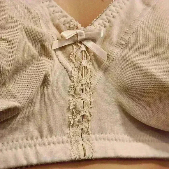 NWT Bali Double Support Wire Free Bra, Nude 38B $38 - Picture 3 of 8